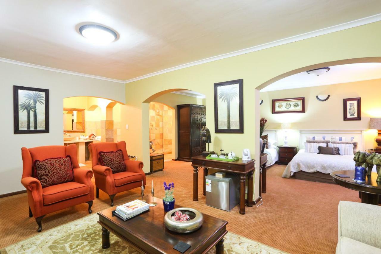 Shangri-La Manor Hoekwil Bagian luar foto