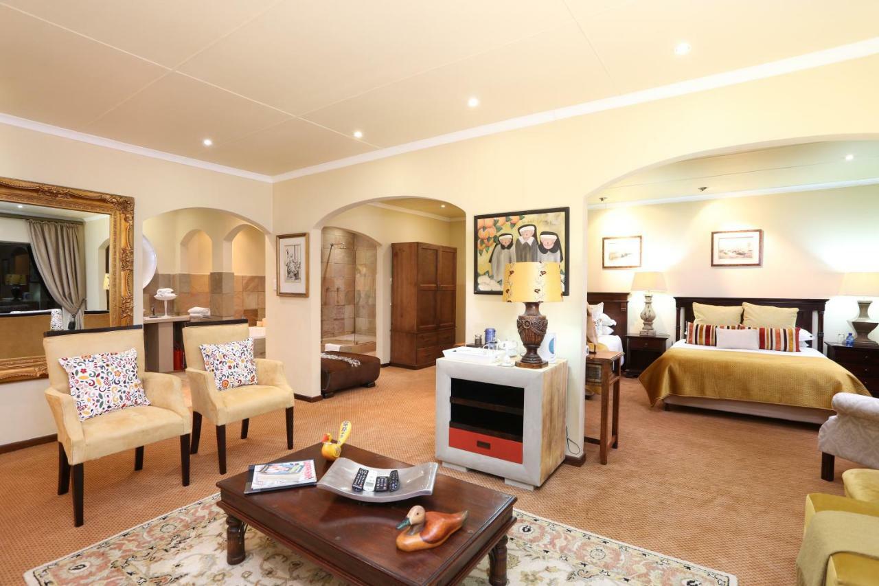 Shangri-La Manor Hoekwil Bagian luar foto