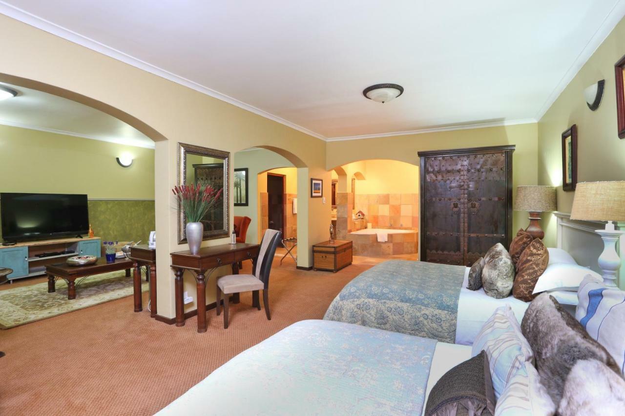 Shangri-La Manor Hoekwil Bagian luar foto