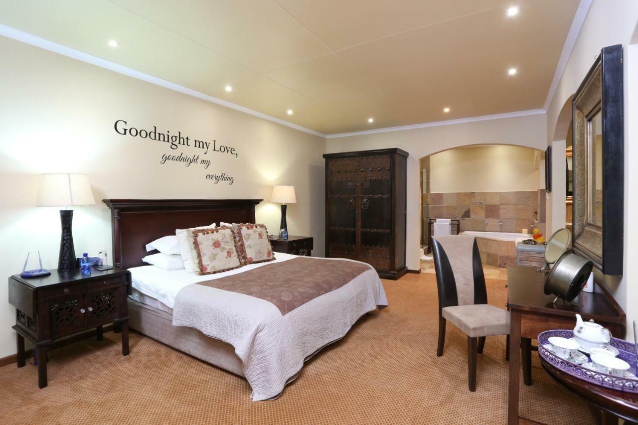 Shangri-La Manor Hoekwil Bagian luar foto
